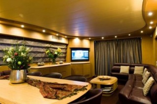 FELICITY 777 -  Salon 2